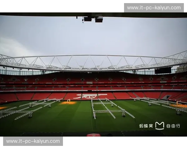 伦敦的枪火与巴黎的流光:酋长球场的一场顶级足球博弈 伦敦的枪火与巴黎的流光:酋长球场的一场顶级足球博弈